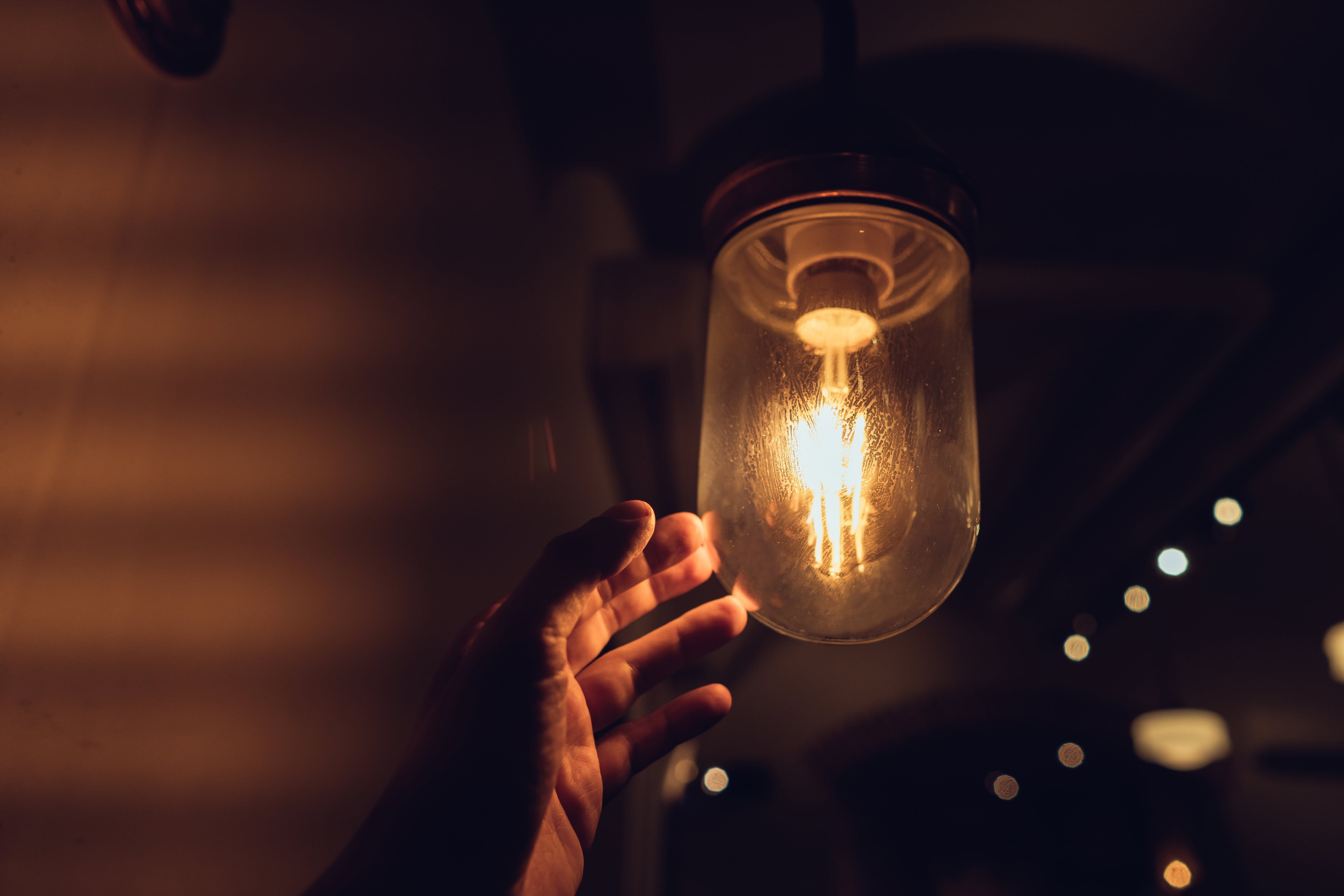 Lumen vs. Wattage: Choosing a Light Isn’t Just About Wattage Anymore!